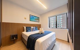 Easy Star - Flat gracioso ao lado da Berrini - PA01H